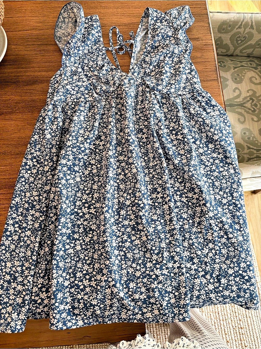 SHEIN Floral Maxi Dress in Blue & White Size Small